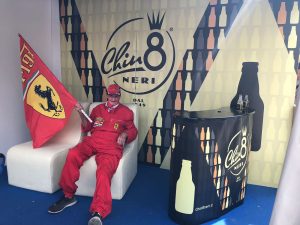 Targa Florio un fan della Ferrari nel Sal8 di Chinotto Neri